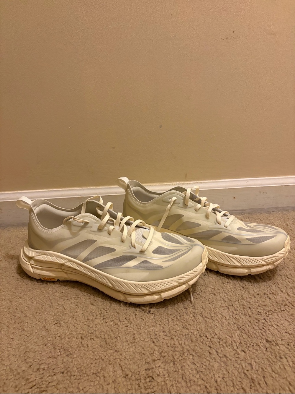 Hoka Men's Cream and Light Gray Trail Running Shoes